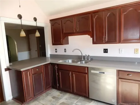 345 Barefoot Road Fayetteville NC 28306
