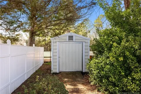 8522 Congressional Avenue Hope Mills NC 28348