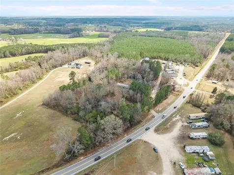 7275 Nc 210 S Highway Bunnlevel NC 28323