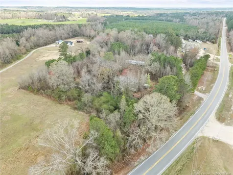 7275 Nc 210 S Highway Bunnlevel NC 28323