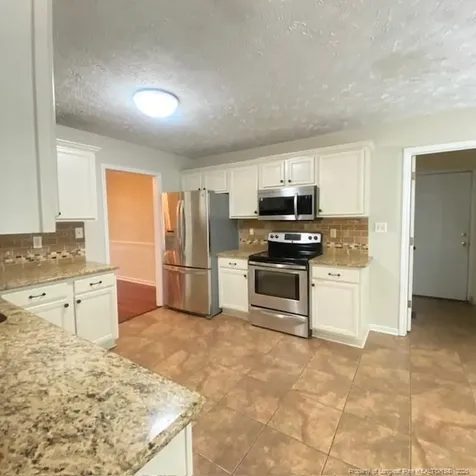4232 Bartlet Glen Lane Fayetteville NC 28306
