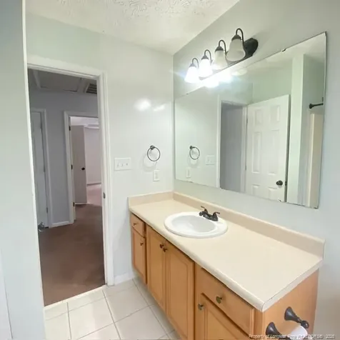 4232 Bartlet Glen Lane Fayetteville NC 28306