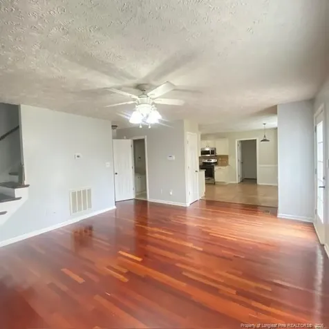 4232 Bartlet Glen Lane Fayetteville NC 28306