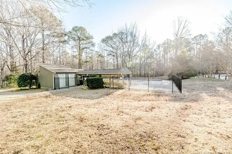 2028 Long Point Trail Sanford NC 27332
