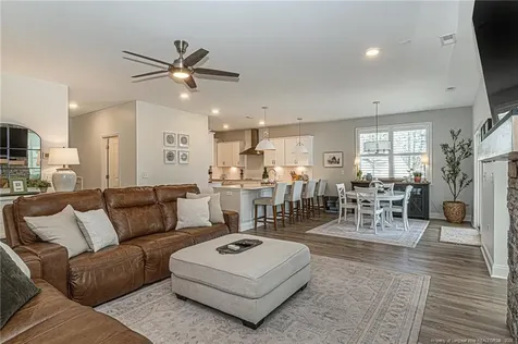 1528 Salters Lane Aberdeen NC 28315