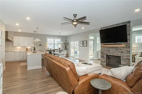 1528 Salters Lane Aberdeen NC 28315