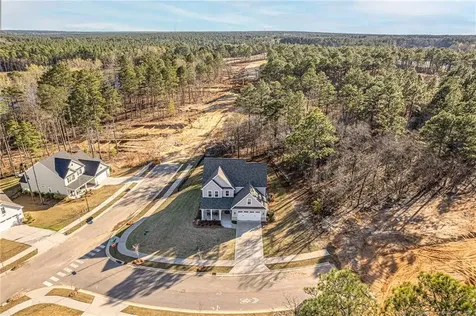 1528 Salters Lane Aberdeen NC 28315