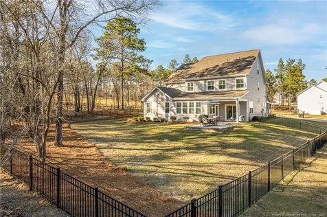 1528 Salters Lane Aberdeen NC 28315