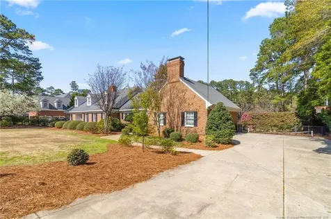 1109 Offshore Drive Fayetteville NC 28305