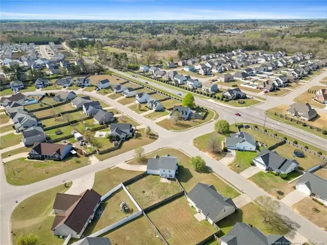 5838 Cornfield Avenue Fayetteville NC 28314