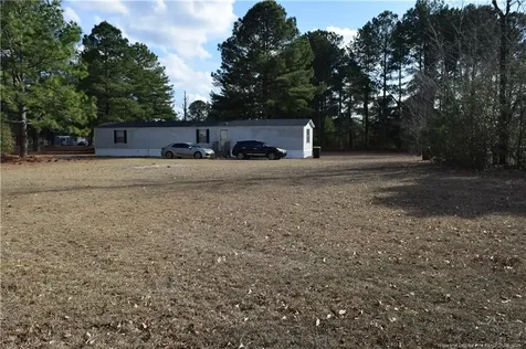 1524 Seabrook School Road Fayetteville NC 28312