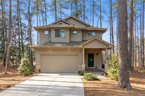 648 Bunting Court Vass NC 28394
