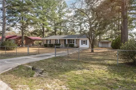 107 Victoria Drive Parkton NC 28371