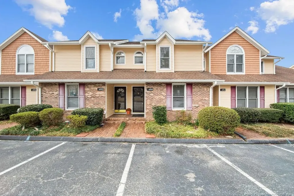 488 Lands End Road Fayetteville NC 28314