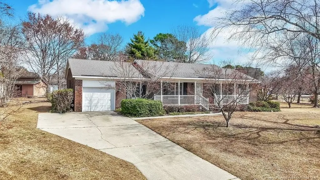 6300 Lake Trail Drive Fayetteville NC 28304
