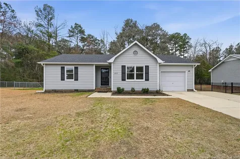6813 Foxton Court Fayetteville NC 28304