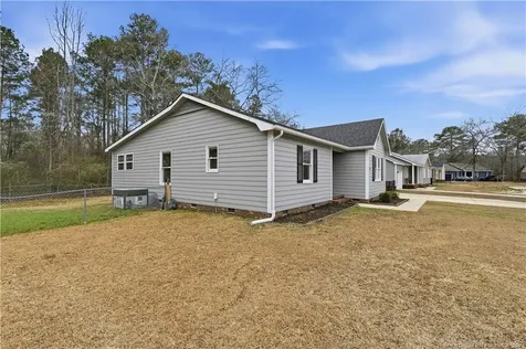 6813 Foxton Court Fayetteville NC 28304