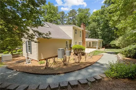 2114 Brookwood Trail Sanford NC 27330