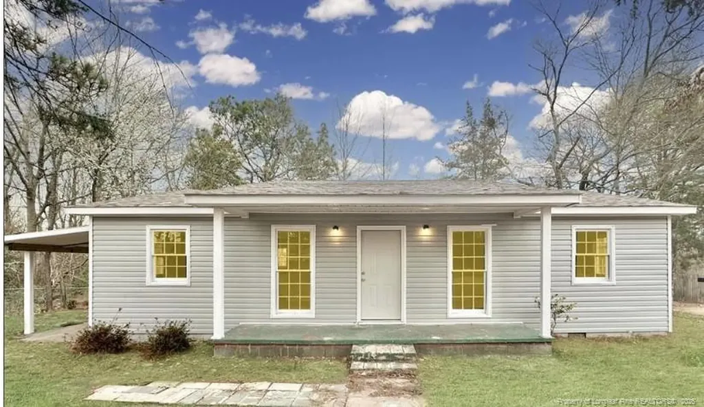 259 Maxie Loop Spring Lake NC 28390