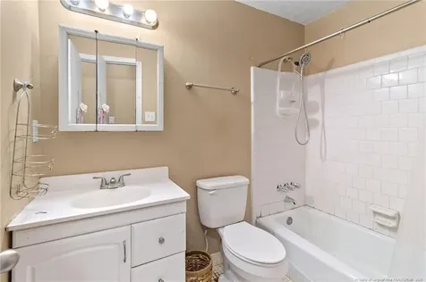 554 Glen Canyon Drive Fayetteville NC 28303