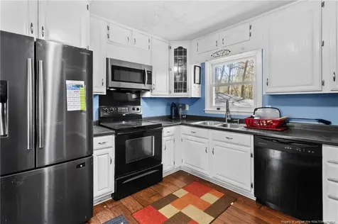 554 Glen Canyon Drive Fayetteville NC 28303