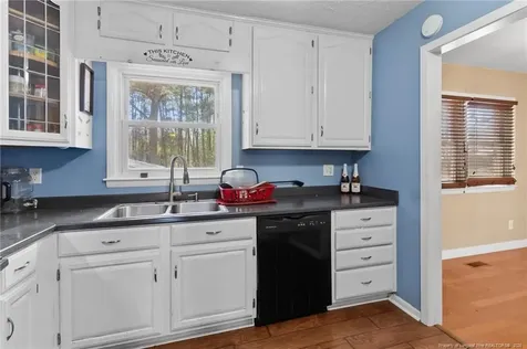 554 Glen Canyon Drive Fayetteville NC 28303
