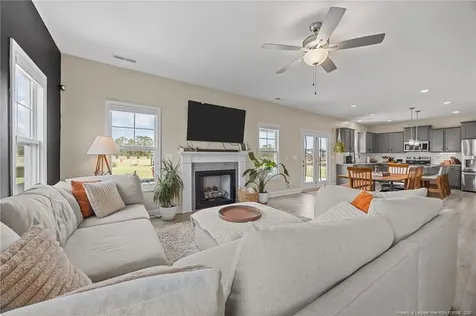 274 Turkey Trot Lane Raeford NC 28376