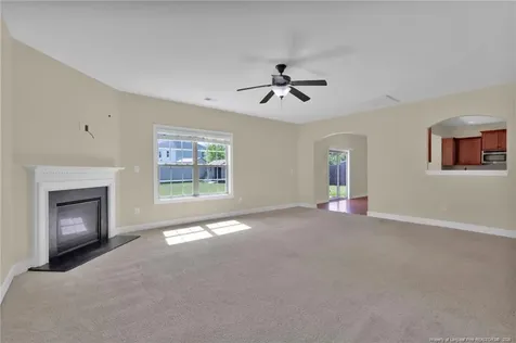 1246 Birchmere Way Fayetteville NC 28312