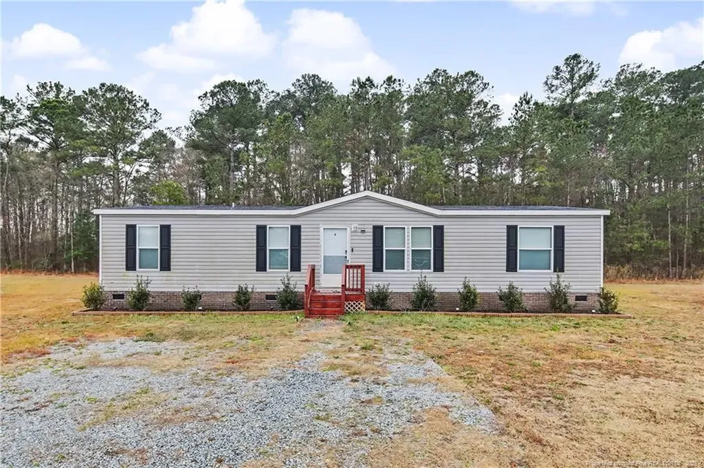 3900 Mckethan Street Wade NC 28395