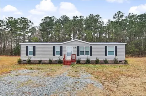 3900 Mckethan Street Wade NC 28395
