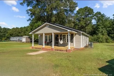 1876 N Deep Branch Road Lumberton NC 28360