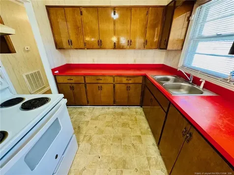 803 Floyd Street Fairmont NC 28340