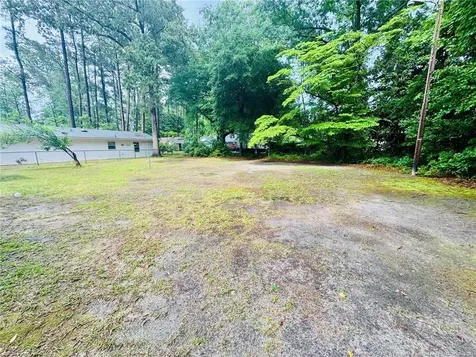 803 Floyd Street Fairmont NC 28340