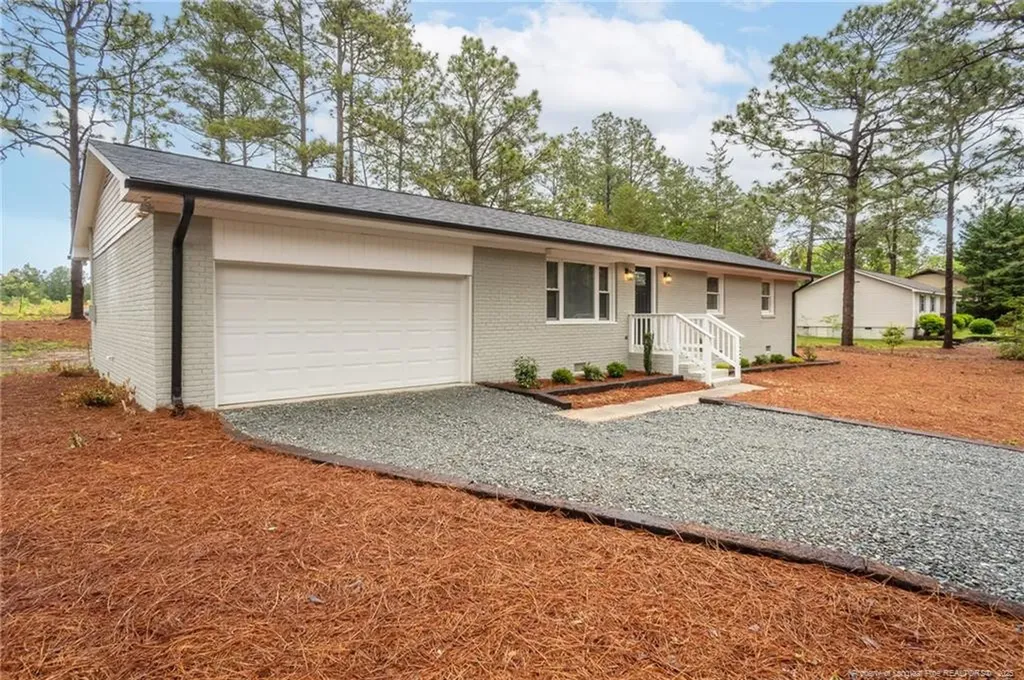 1224 Pee Dee Road Aberdeen NC 28315