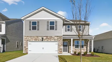 664 Wilder Bloom Path Aberdeen NC 28315