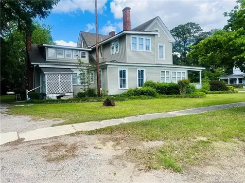 208 S Bond Street Rowland NC 28383