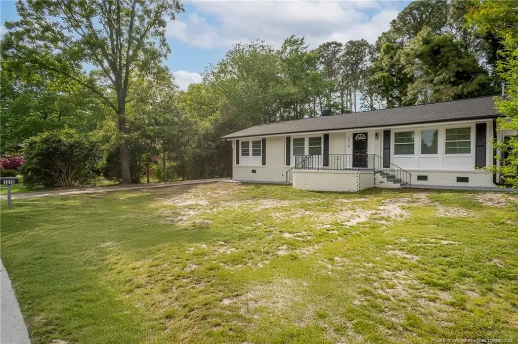 1016 Martindale Drive Fayetteville NC 28304