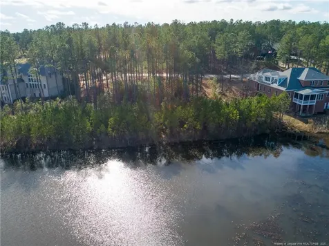 82 Broadlake (631) Lane Spring Lake NC 28390