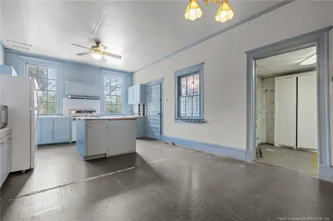 205 N Vance Street Red Springs NC 28377