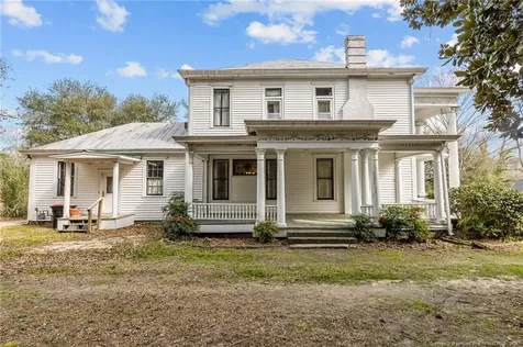 205 N Vance Street Red Springs NC 28377