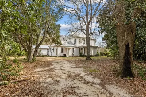 205 N Vance Street Red Springs NC 28377