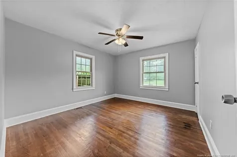 212 N Roberts Street Raeford NC 28376