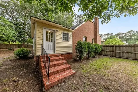 212 N Roberts Street Raeford NC 28376