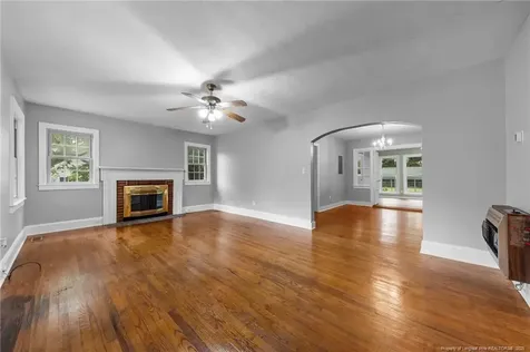 212 N Roberts Street Raeford NC 28376