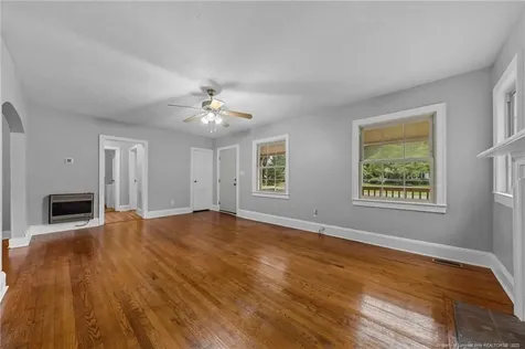 212 N Roberts Street Raeford NC 28376