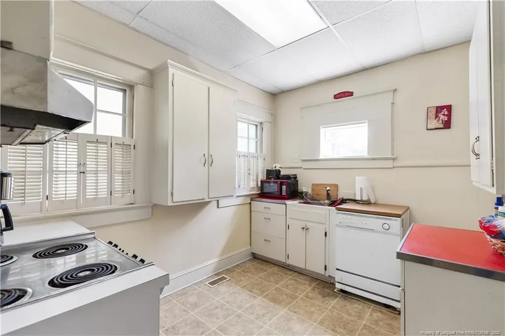 201 S Orange Avenue Dunn NC 28334