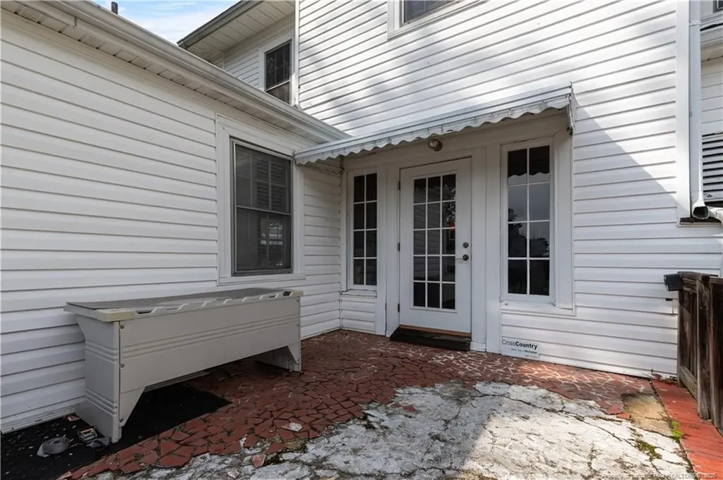 201 S Orange Avenue Dunn NC 28334