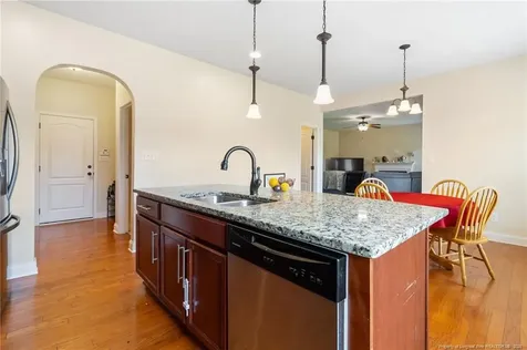 5513 Hickory Knoll Road Fayetteville NC 28314
