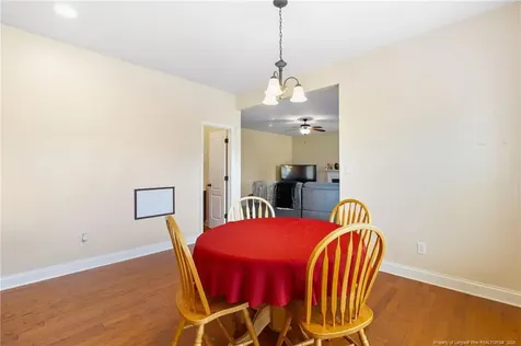 5513 Hickory Knoll Road Fayetteville NC 28314
