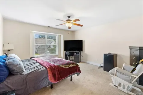 5513 Hickory Knoll Road Fayetteville NC 28314